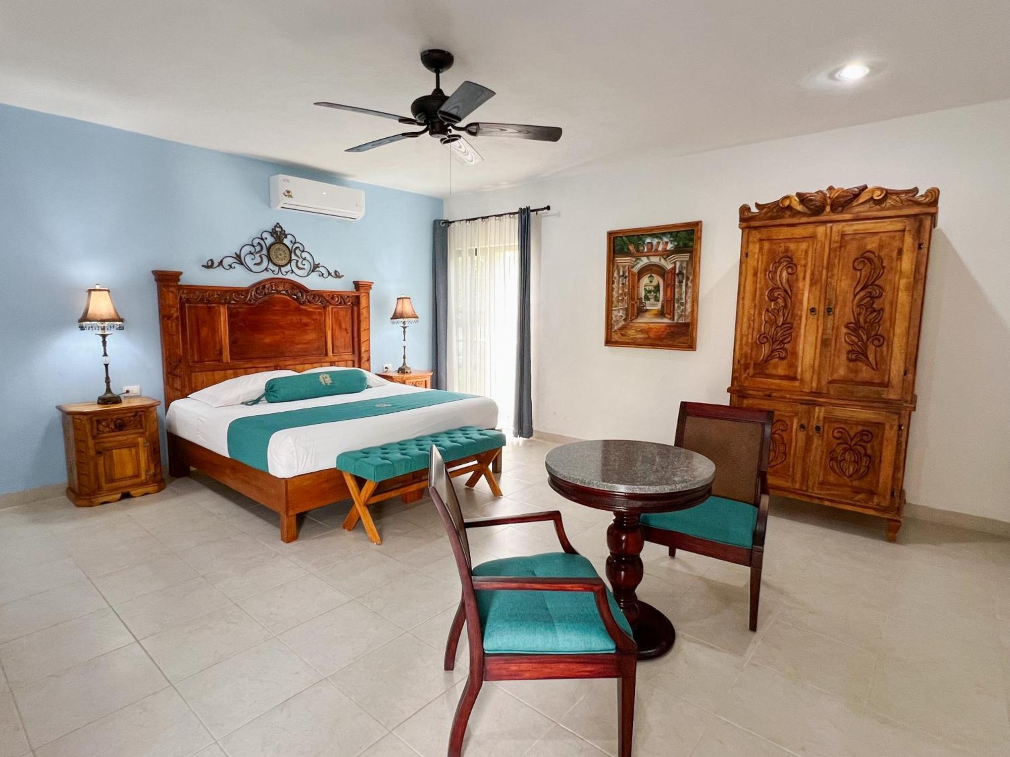 Hotel Fundadores Valladolid  Dış mekan fotoğraf